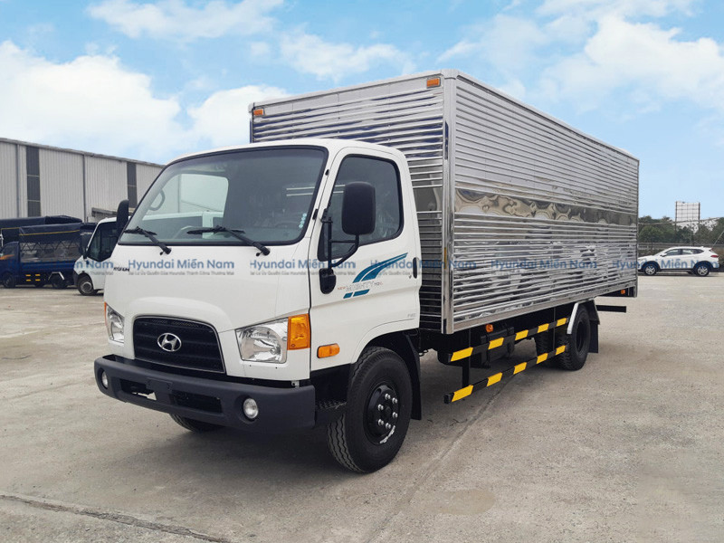 Hyundai Mighty W11XL Thùng Kín