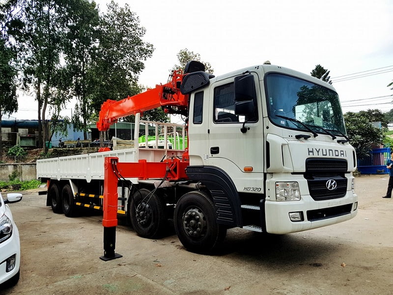Hyundai HD320 Lắp Cẩu Kanglim 7 Tấn
